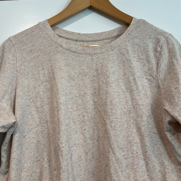 Old Navy Heathered Cream Long Sleeve Tee Size Medium - Picture 3 of 6